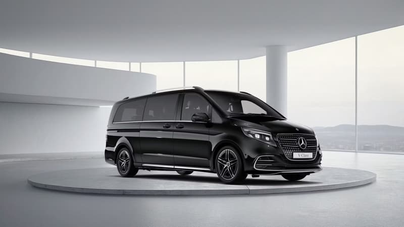 Mercedes V-Class chauffeur vehicle for executive corporate travel